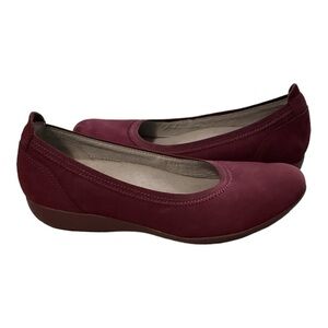 Dansko Kristen Milled Nubuck Leather Ladies Size 38 (7.5-8)